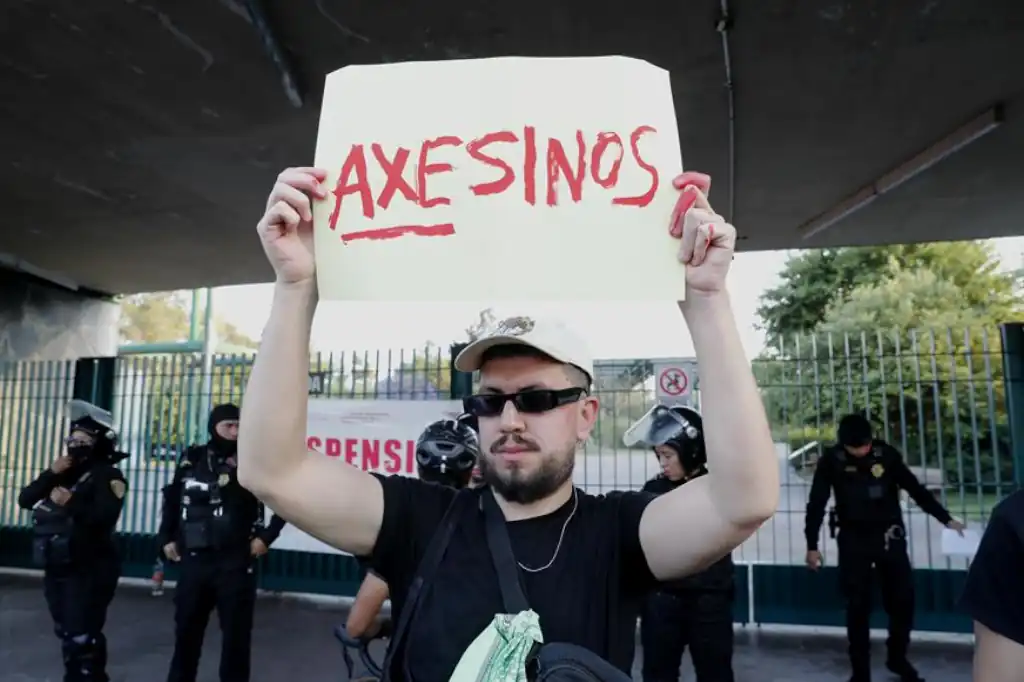 Otorgan suspensión provisional a fundador de Axe Ceremonia por caso de fotoperiodistas fallecidos