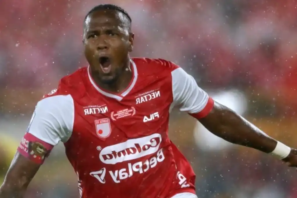 Hugo Rodallega hace historia y le da el título a Santa Fe en una final épica
