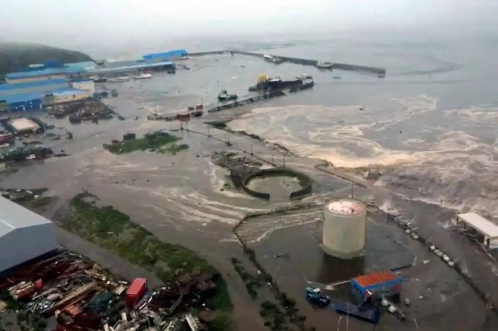 Tras potente sismo en Rusia, se levantan la mayoría de alertas de tsunami en el Pacífico