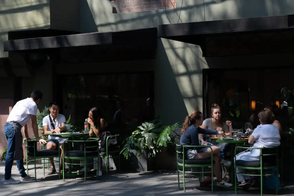 Clara Brugada presenta 14 acciones para combatir los efectos de la gentrificación en la CDMX