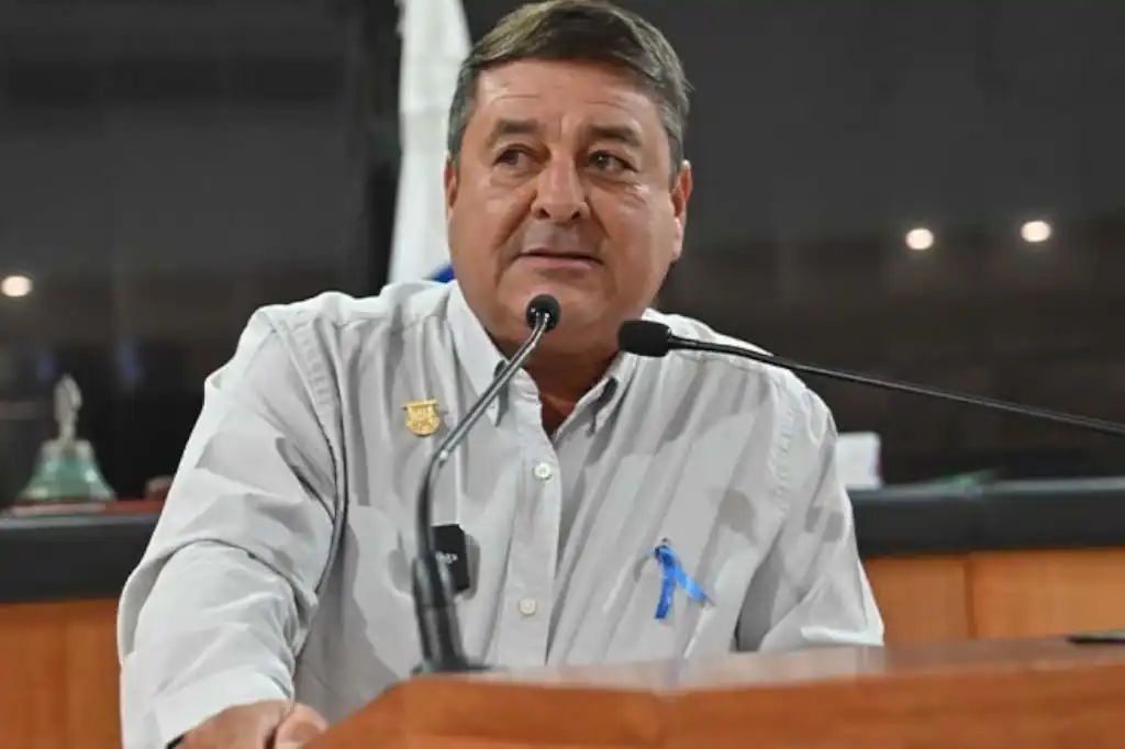 El diputado de Morena, Sergio Polanco Salaices, genera indignación por comentario misógino durante evento contra la violencia de género