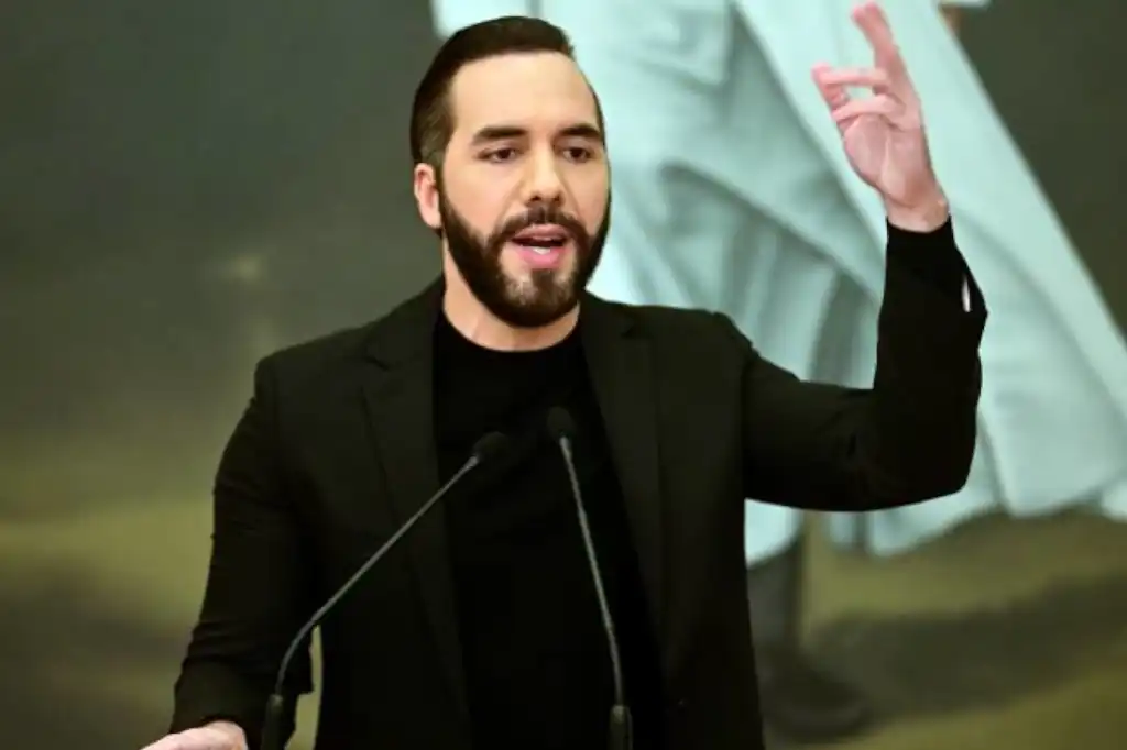 El Salvador impone nuevas reglas de disciplina en escuelas públicas