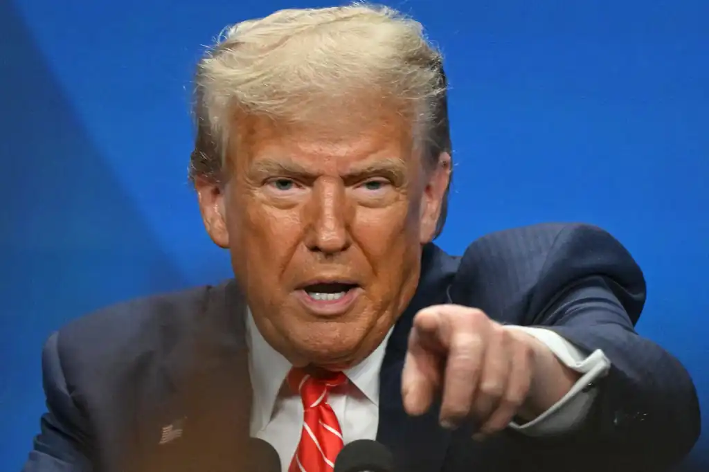 Trump autoriza uso de fuerza militar contra cárteles: México descarta invasión