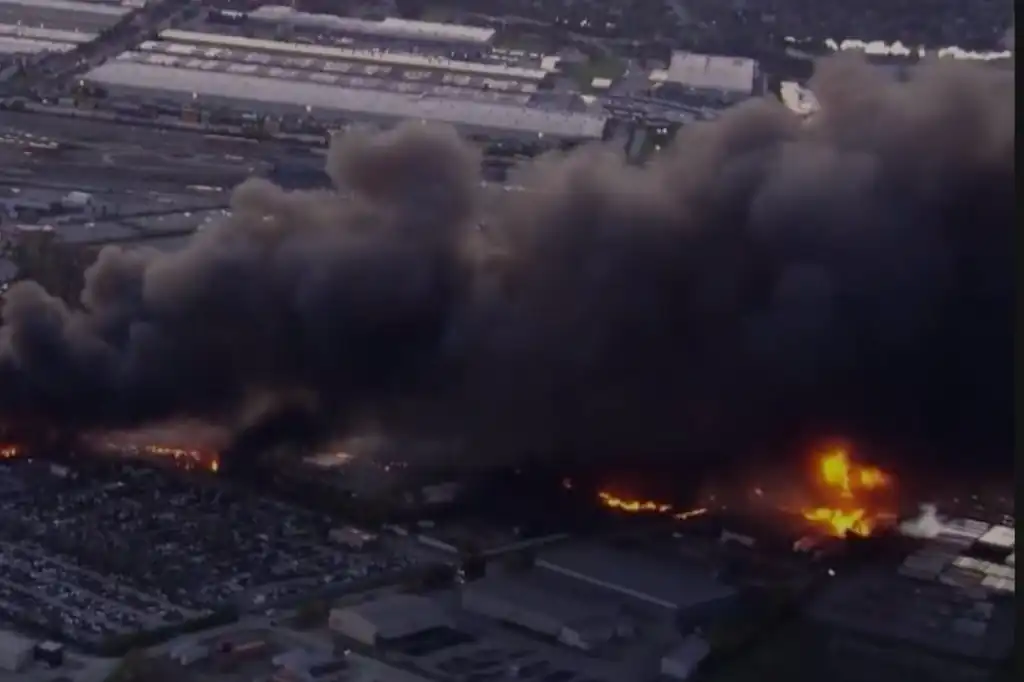 Tragedia aérea en Louisville: al menos nueve muertos tras el choque de un avión de UPS