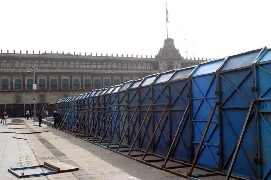 Blindan Palacio Nacional ante protestas de CNTE y Generación Z