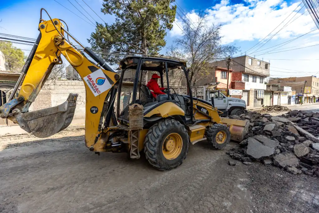 Coacalco rehabilita la avenida Carlos Hank González con concreto hidráulico