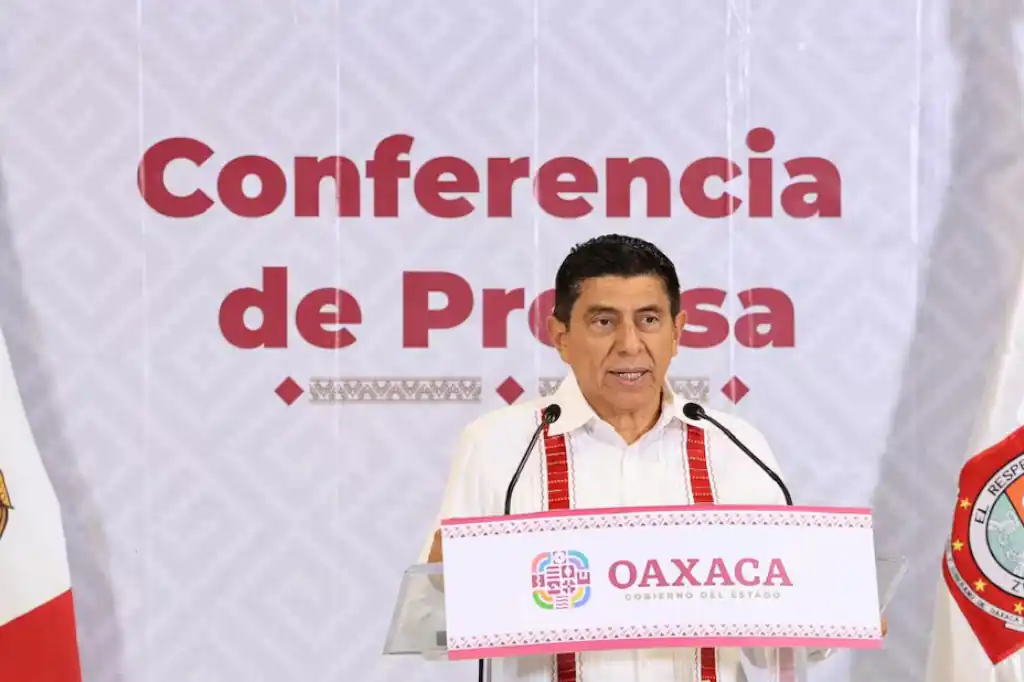Salomón Jara anuncia relanzamiento de su administración y cambios de fondo en Oaxaca
