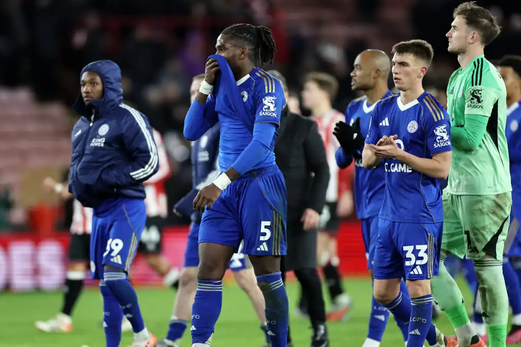 El Leicester City, al borde del descenso a tercera división tras sanción financiera