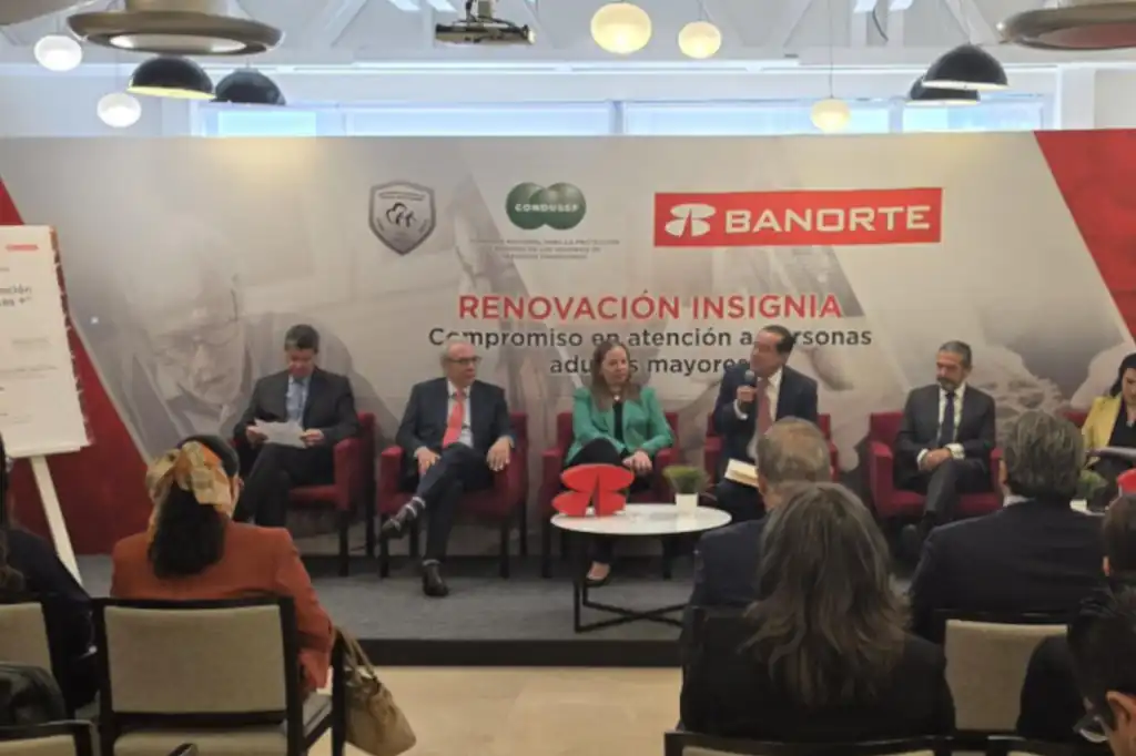 Banorte y Condusef renuevan compromiso con la atención a adultos mayores