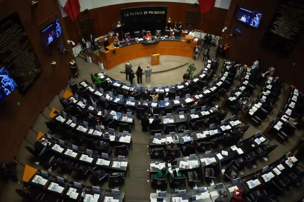 Sheinbaum impulsa votación fragmentada para salvar su plan B electoral en el Senado