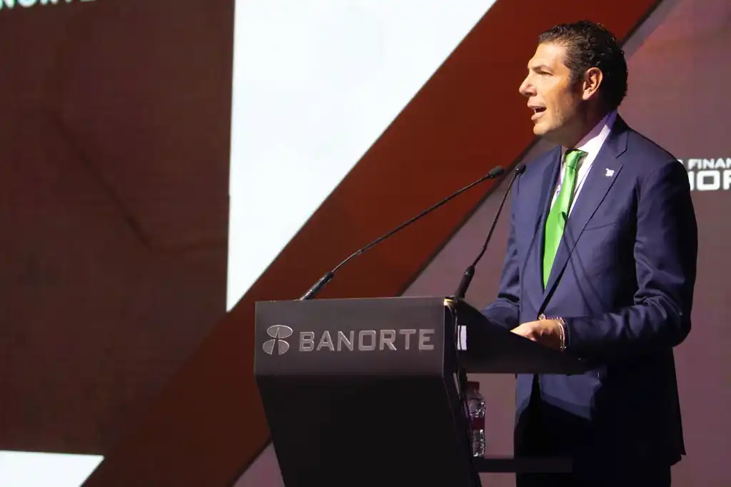 Carlos Hank González afirma que México puede convertirse en una de las 10 economías más poderosas del mundo