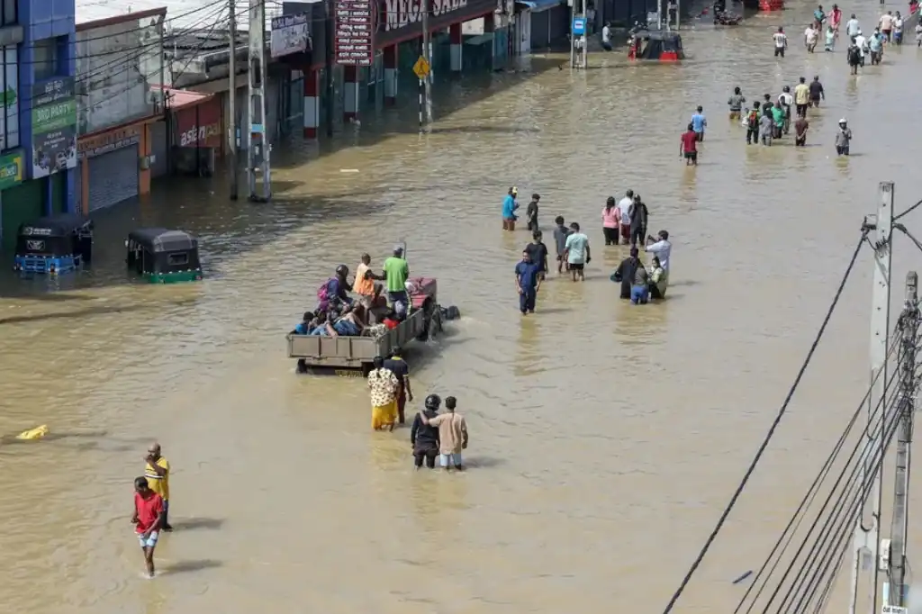 Temporal en la India deja más de 100 muertos tras intensas tormentas