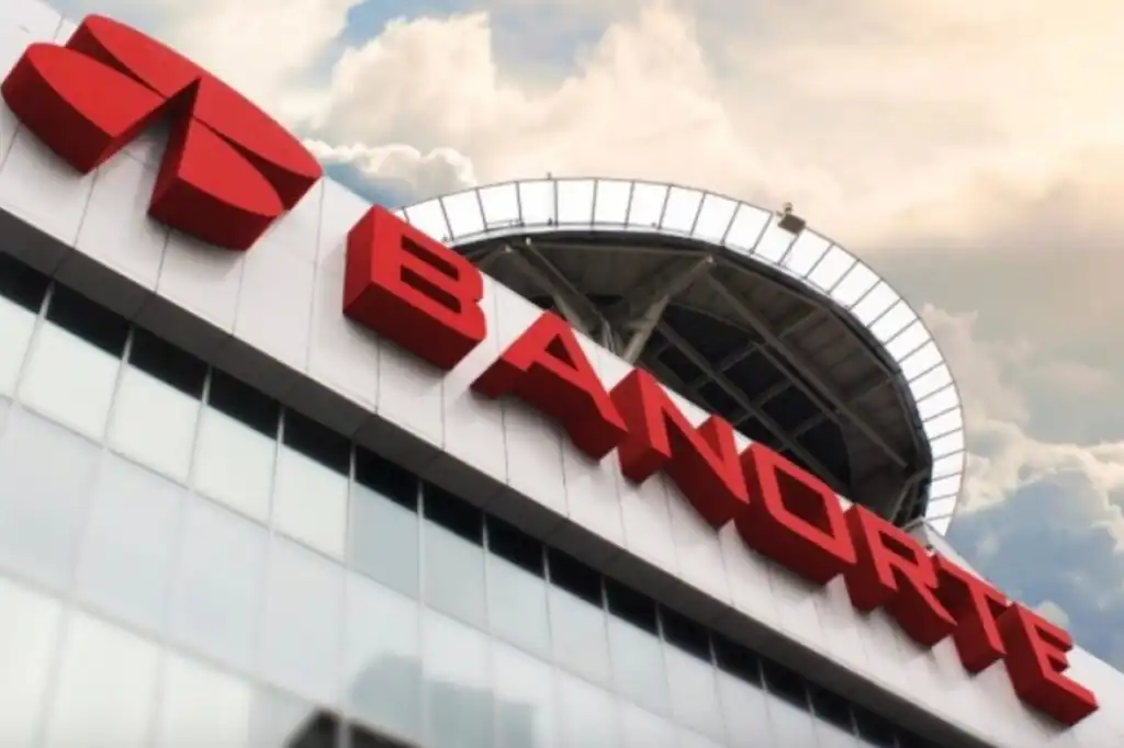 Banorte consolida liderazgo en México con estrategia humano-digital y reconocimiento internacional